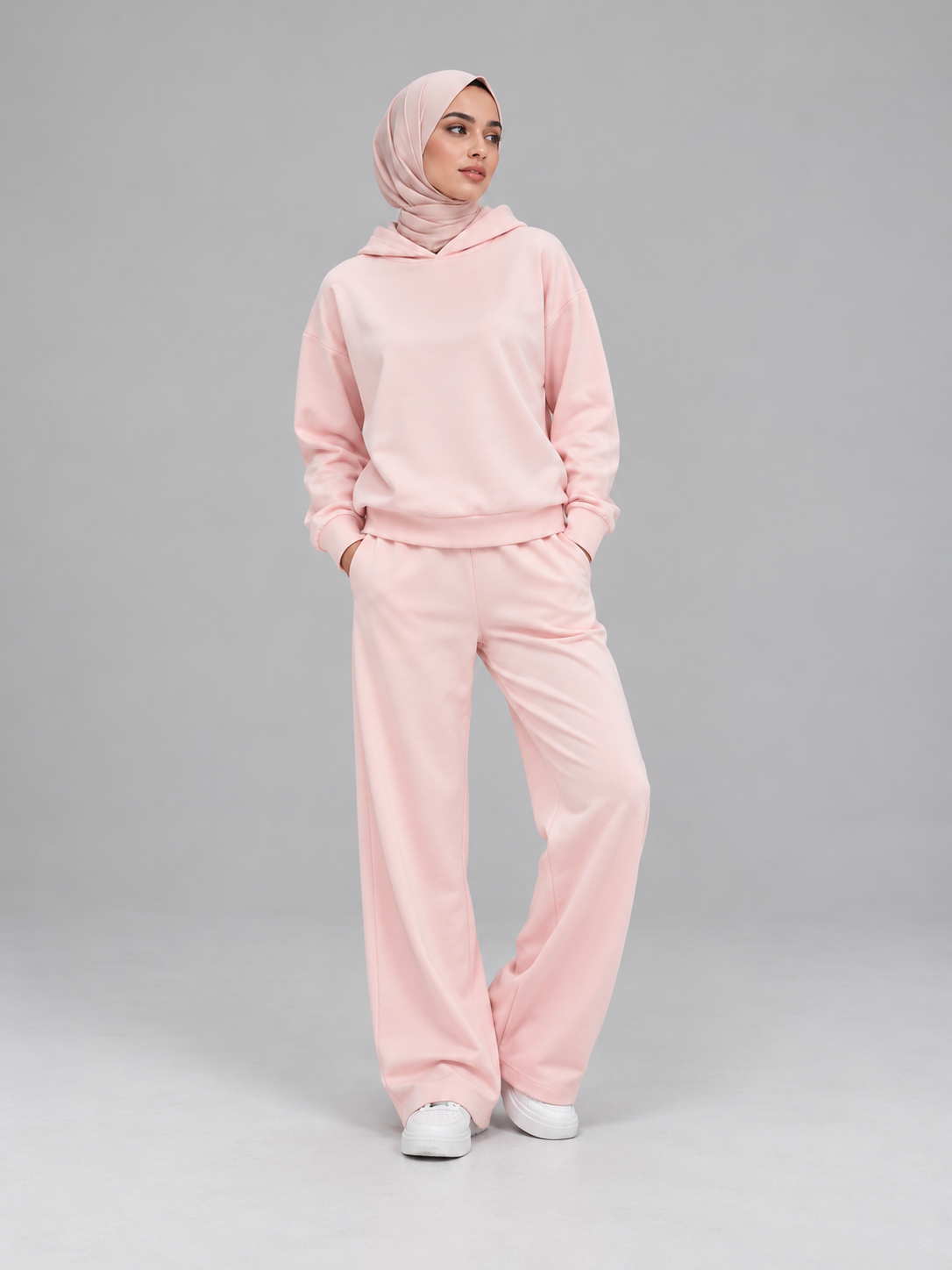 Set Hoodie With Wide Leg Pant
